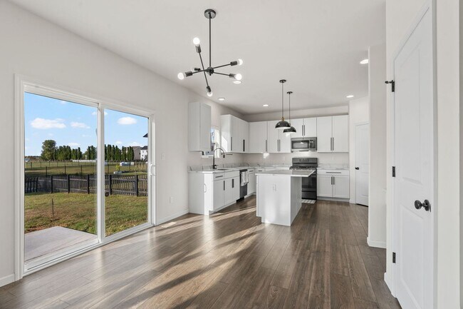 Building Photo - Charming 4-Bedroom Home in Prime St. Charl...