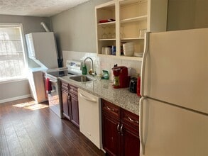 Building Photo - 2311 Chelsea Knoll Ln