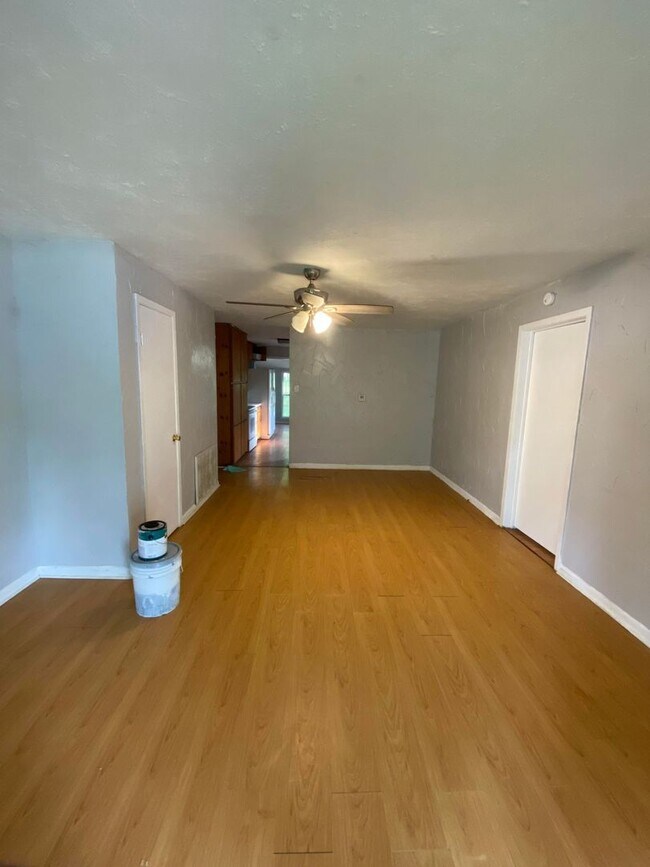 Foto del edificio - Available Now! 3 Bedroom 2 Bath in Denison