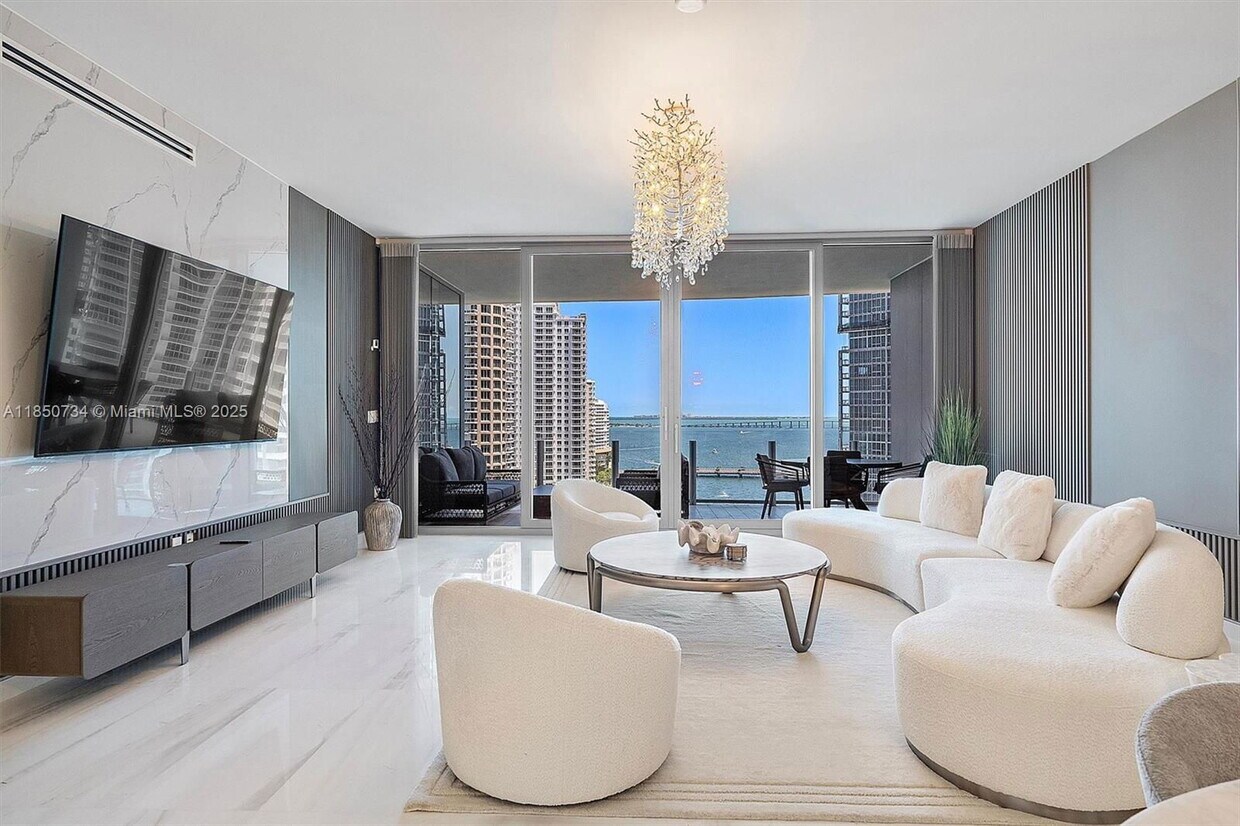 Foto principal - 300 Biscayne Blvd Way