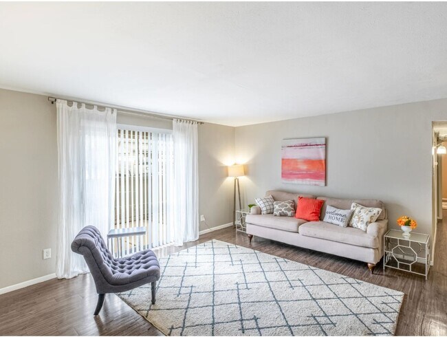 Foto del edificio - 535 Harvest Hill Rd