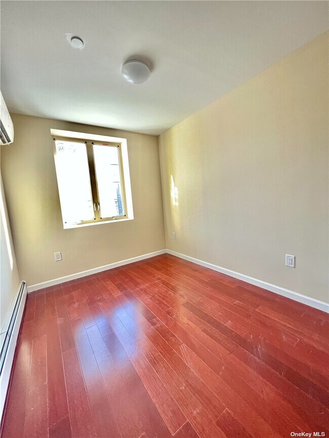 Foto del edificio - 36-11 193rd St