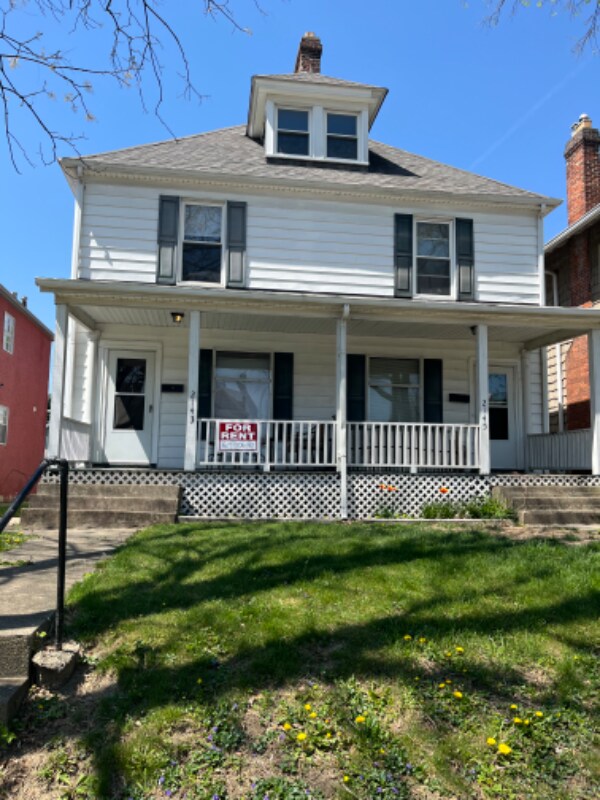 Primary Photo - 2143 Summit St