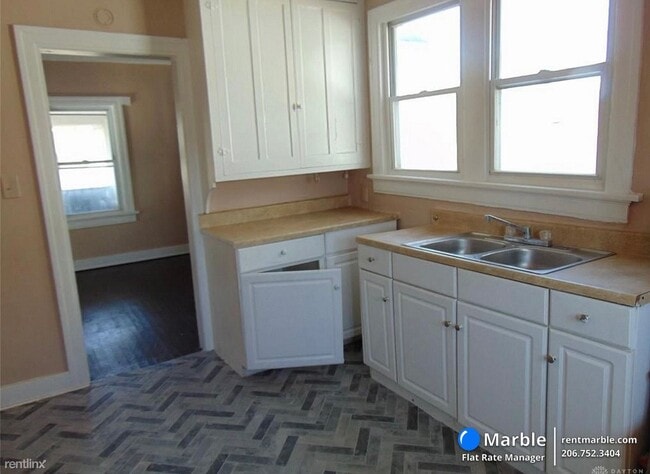 Building Photo - 2 br, 1 bath House - 718 Randolph St