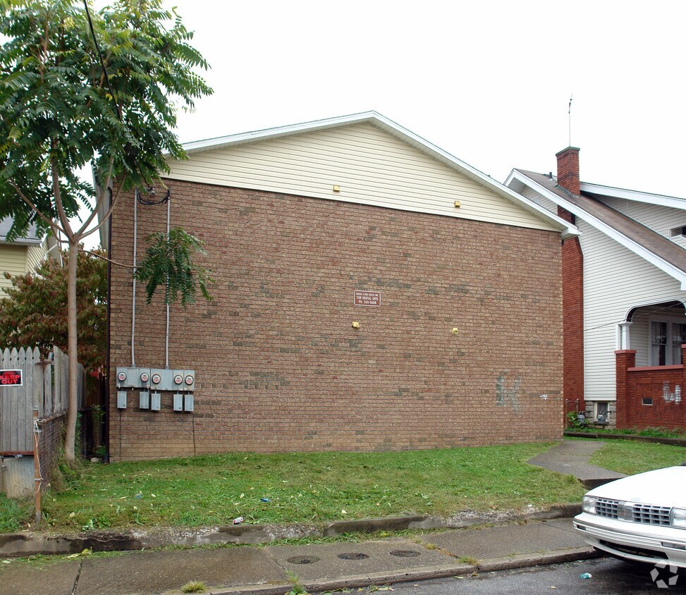 532 Wyoming St, Charleston, WV 25302 Apartments in Charleston, WV