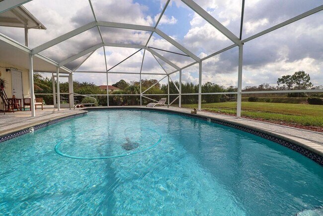 Foto del edificio - 8718 150th Ct N