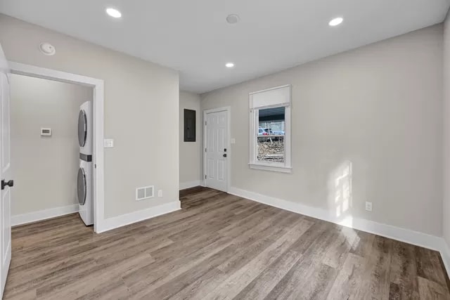 Building Photo - 28 E Water St