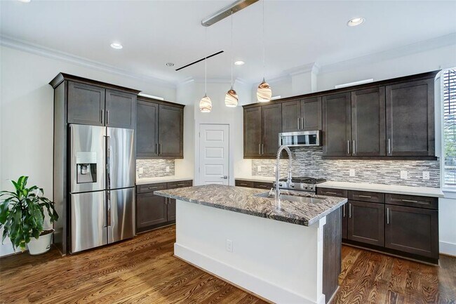 Foto del edificio - 1803 Rosedale St