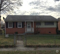Building Photo - 2106 Royall Ave