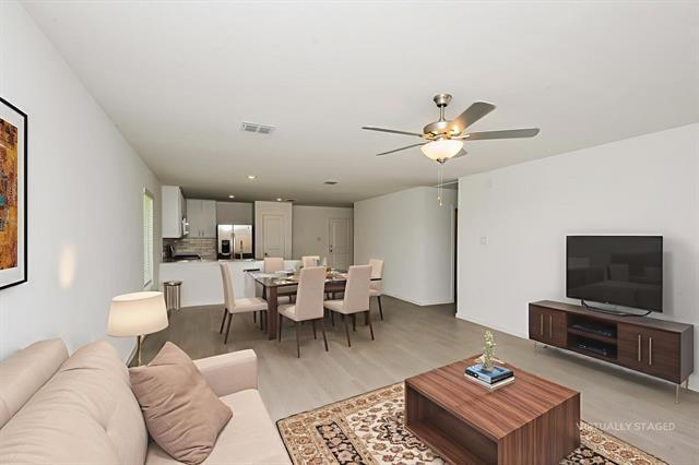 Foto del edificio - 2744 Mistwood Dr