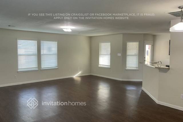 Foto del edificio - 6111 El Oro Dr