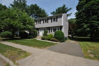 Building Photo - 510 Holland Hill Rd