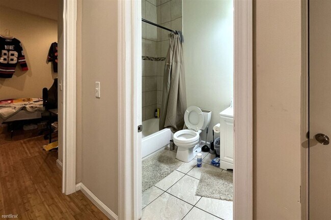 Foto del edificio - 3 br, 2 bath Duplex - 1741 N GRATZ ST Unit 1