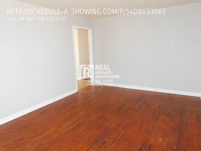 Foto del edificio - Cute 3BR/1 BA Home in Woodmere Park 27405