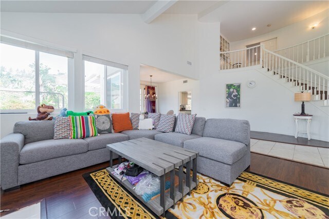 Foto del edificio - 28105 Hollyberry Ln