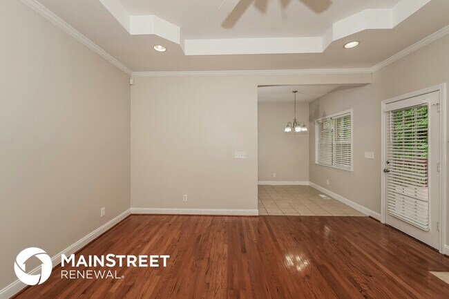 Foto del edificio - 60 Redbud Ln