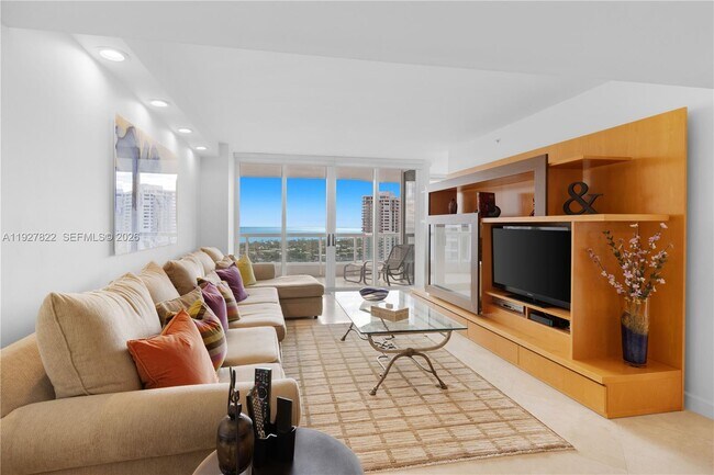 Foto del edificio - 21055 Yacht Club Dr