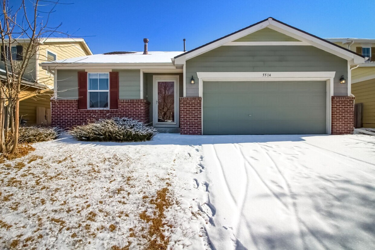 Primary Photo - 3 Bedroom single family home in Denver