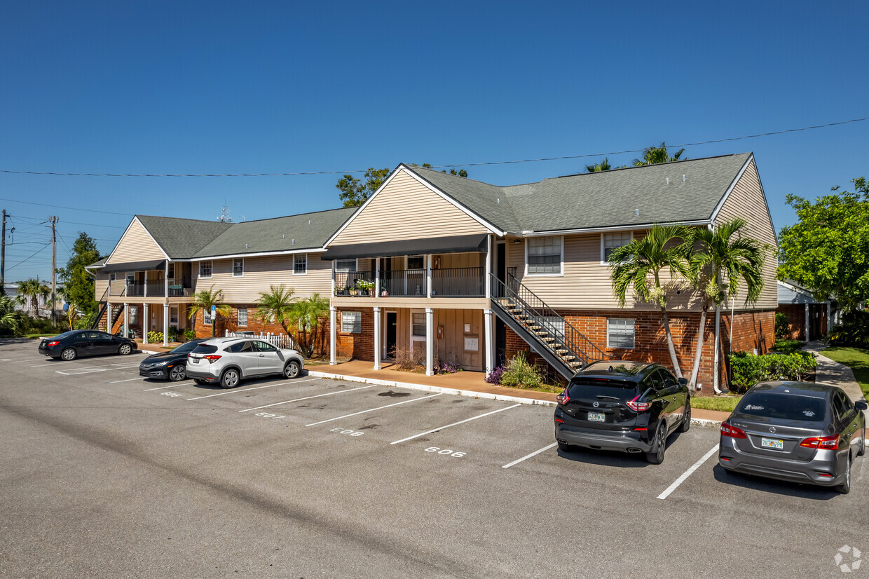 Primary Photo - Venetia Country Club Condo