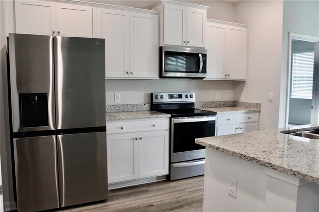 Foto del edificio - 102 Fremont Ln