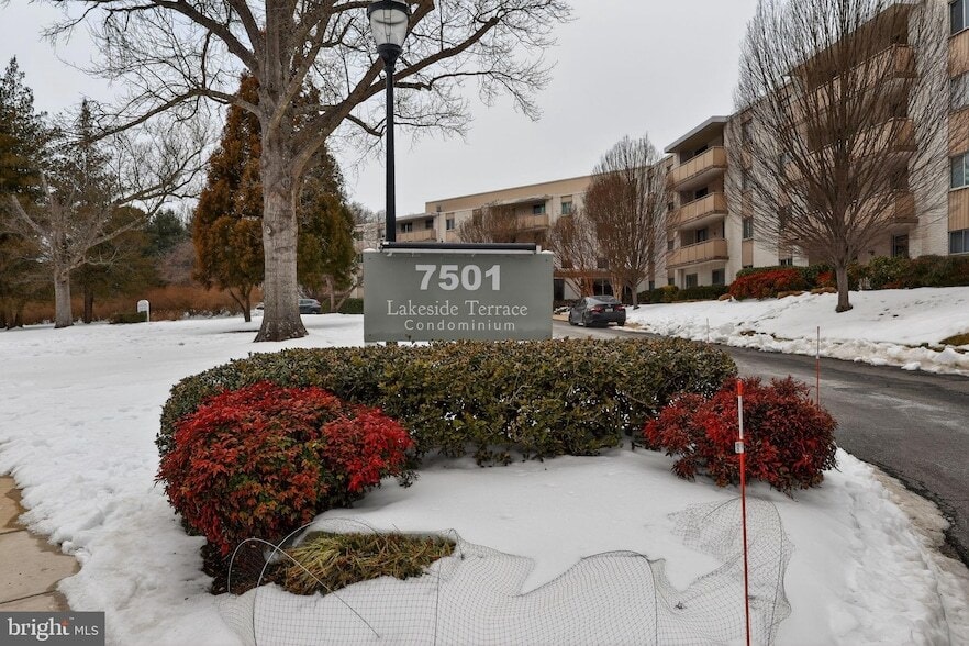 Photo - 7505 Democracy Boulevard Unit