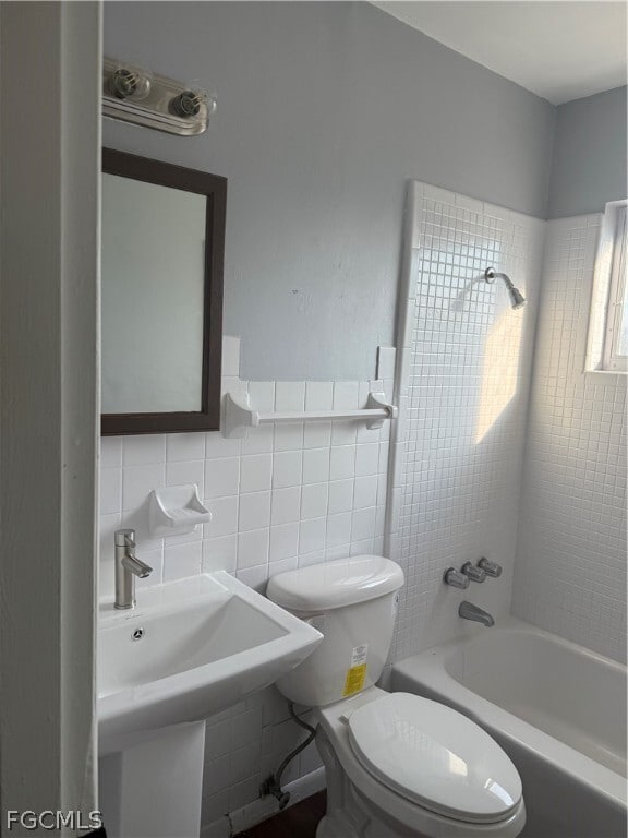 Foto del edificio - 303 Canyon Dr N