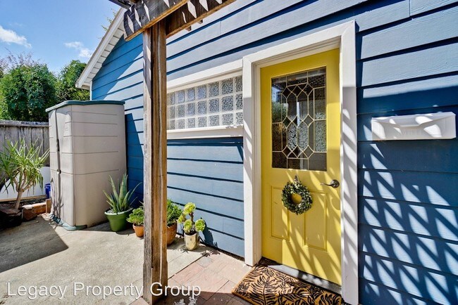 Foto del edificio - Studio, 1 bath House - 10465 Orange Ave