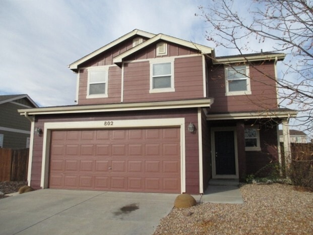 Building Photo - 802 Sunrise Dr