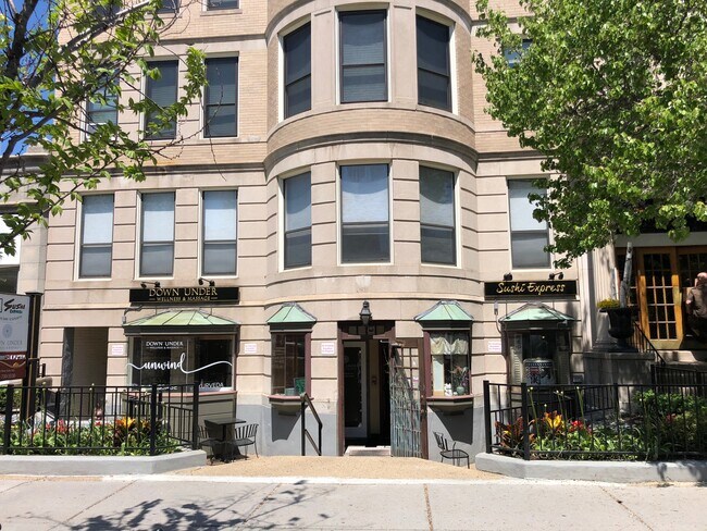 Foto del edificio - 1038 Beacon St