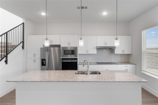 Building Photo - 18531 Kyle Seale Pkwy