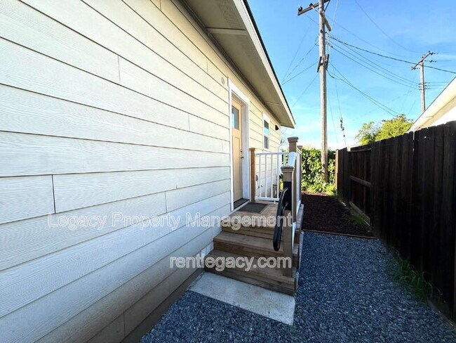 Foto del edificio - 10753 Oakton Way