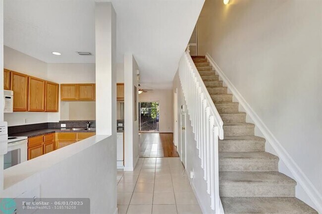 Foto del edificio - 5047 Palmbrooke Cir