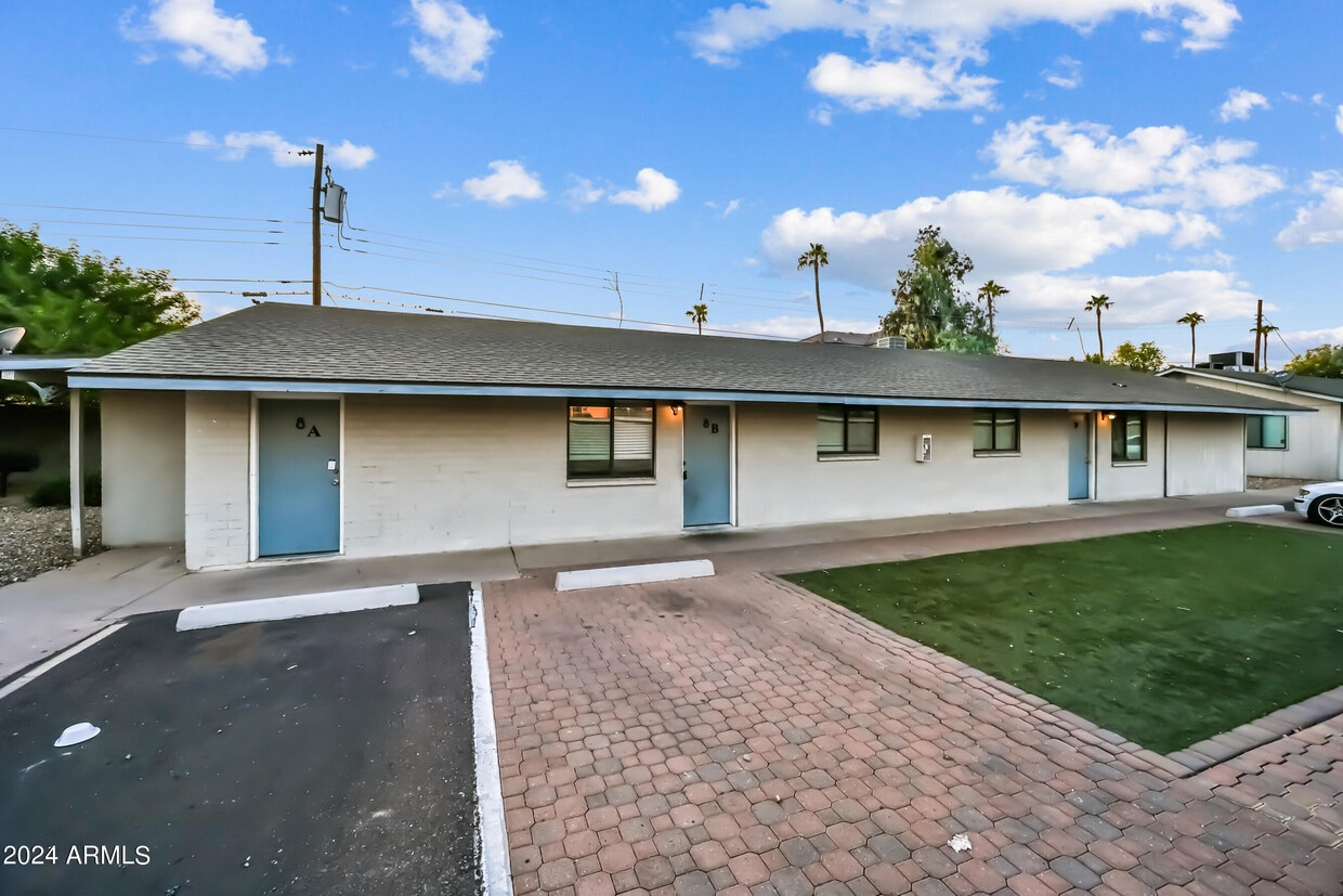 Foto principal - 1744 W Glendale Ave