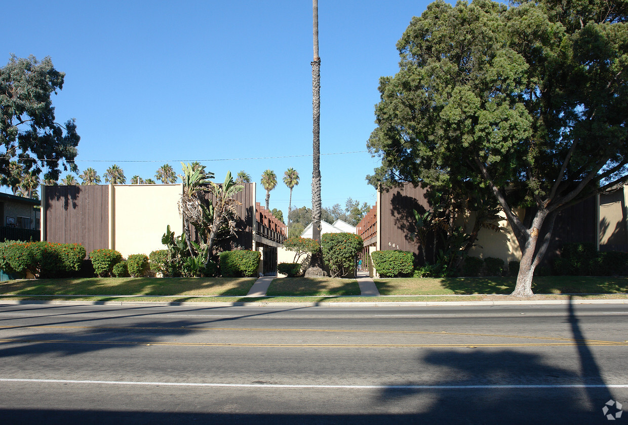 Primary Photo - 461-505 W Channel Islands Blvd