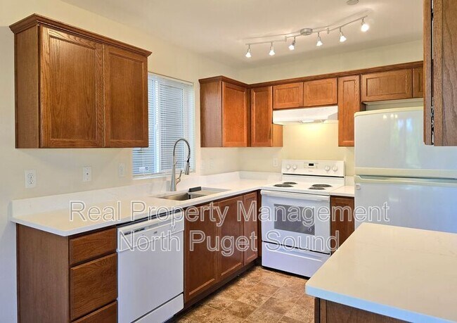 Building Photo - 3824 68th Dr. NE