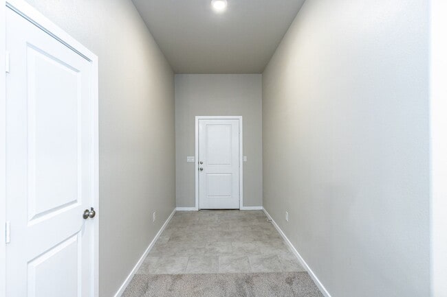 Building Photo - 3 Bedroom Home in Cooper