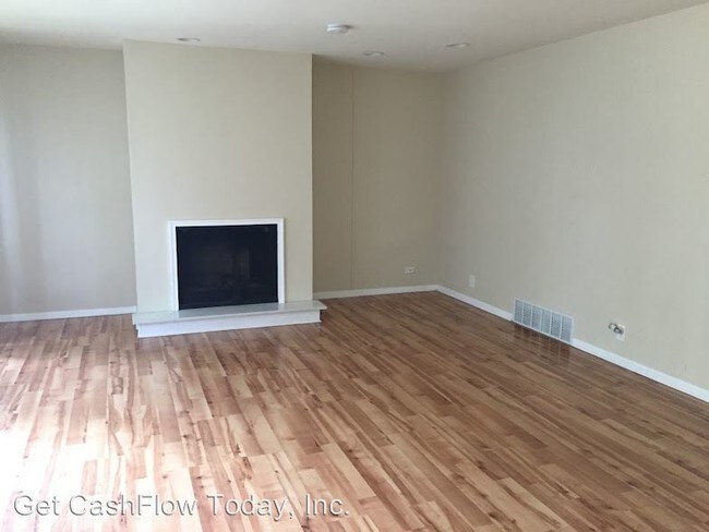 Building Photo - 4 br, 2.5 bath House - 2356 184th Street