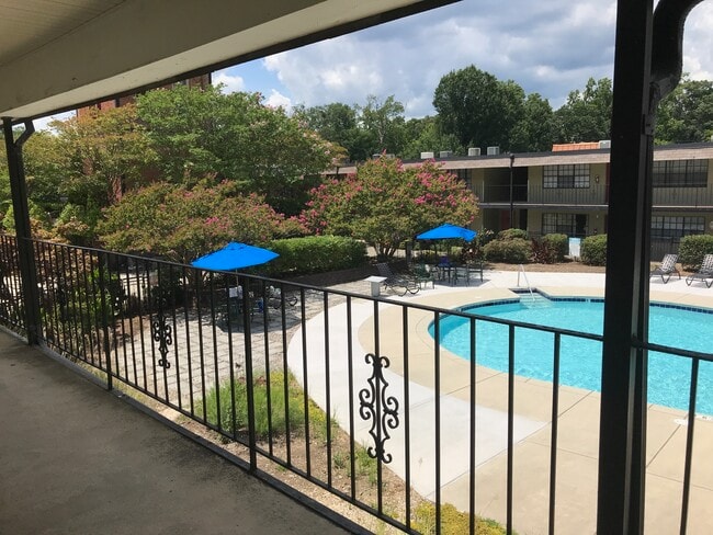 Building Photo - 807 West Trinity Avenue