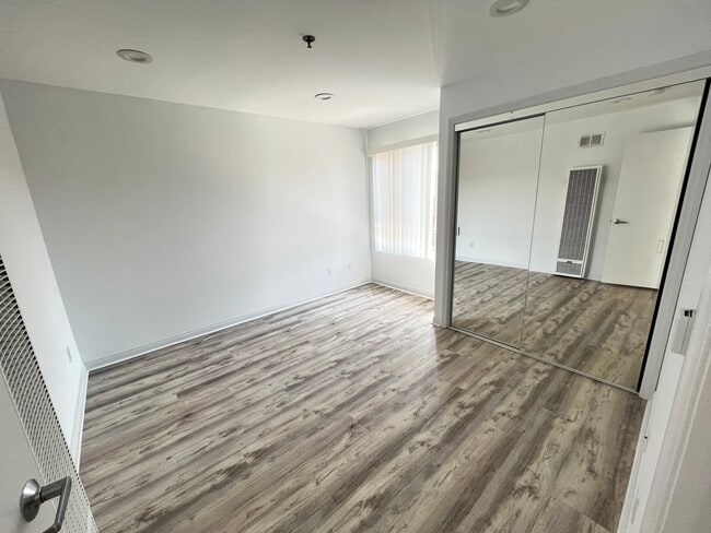 Building Photo - 1347 23rd St