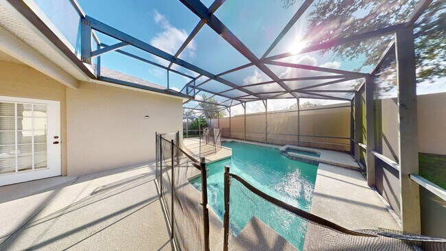 Foto del edificio - 4BR/4BA - POOL HOME     Calabay Park at To...
