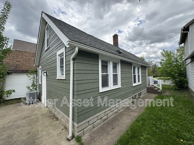 Foto del edificio - 2824 York Ave