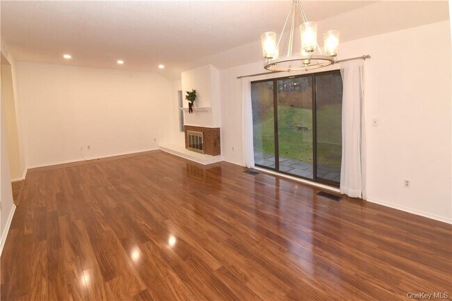 Foto del edificio - 188 Heritage Hills