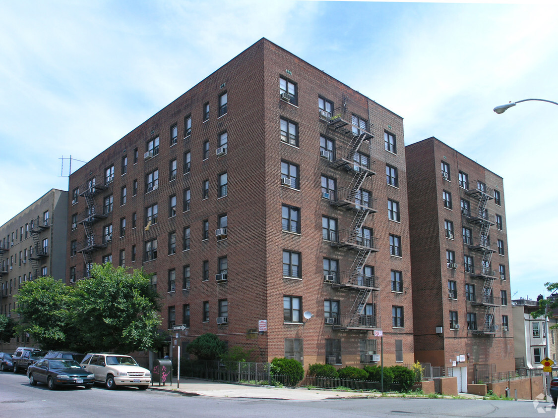 2176 Grand Ave, Bronx, Ny 10453 - Apartments In Bronx, Ny 