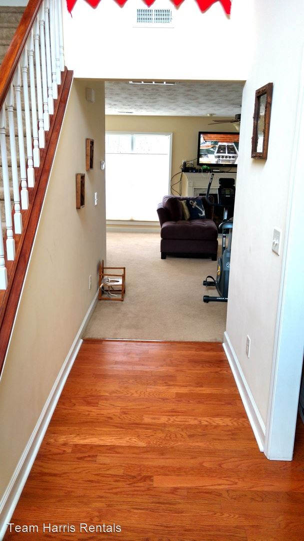 Building Photo - 3 br, 2.5 bath House - 85 Sapphire Dr