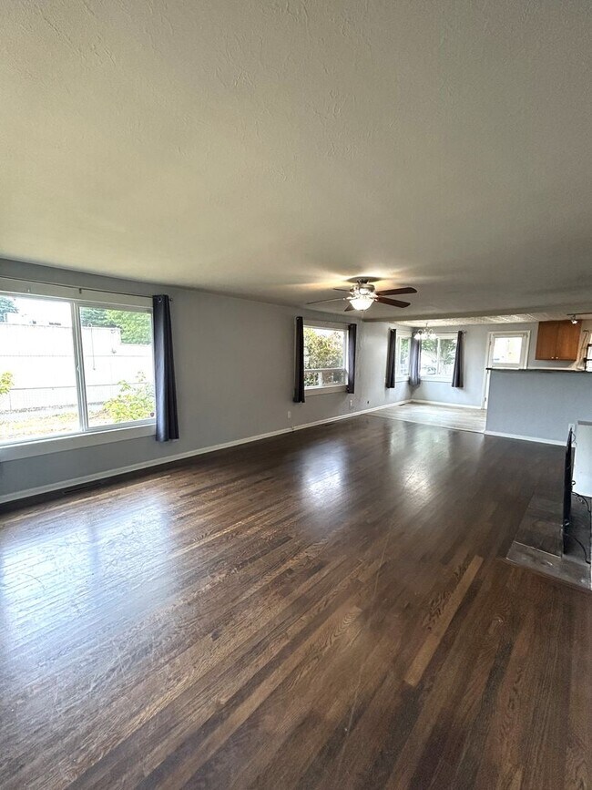 Foto del edificio - Rambler with Basement