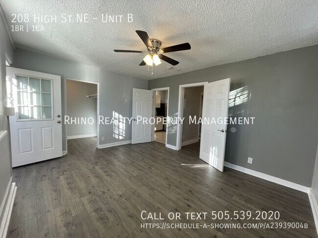 Building Photo - Welcome to Alhambra Court! 1 Bedroom, 1 Bath!
