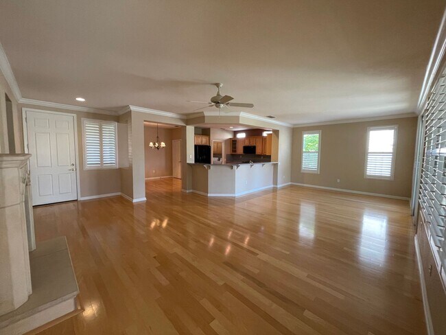 Foto del edificio - BEAUTIFUL DEL WEBB 55+ ADULT COMMUNITY TAH...