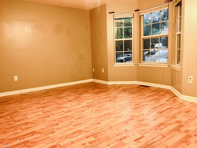 Building Photo - 3 br, 3.5 bath Townhome - 2 Cherry Tree Ct