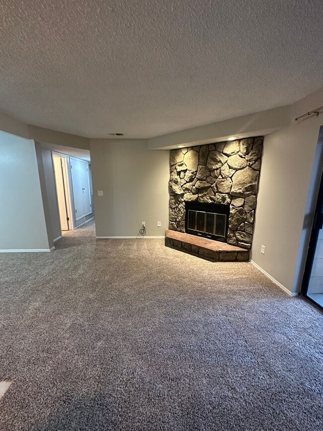 Photo - Spacious 2bed/2bath Apartment in unit W/D!