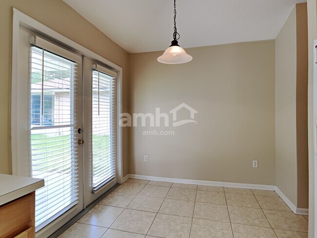 Foto del edificio - 2140 Creekmont Dr